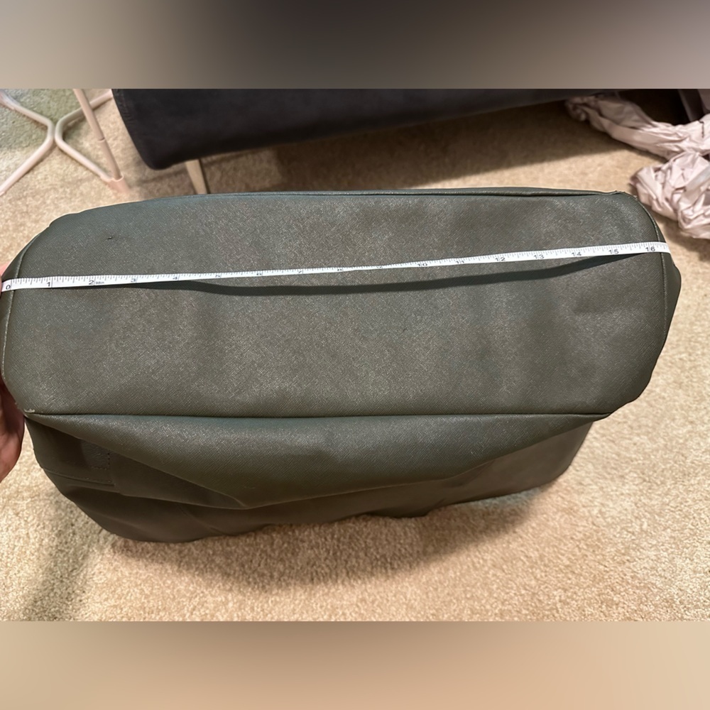 Lululemon All Day Tote and Small Pouch Dark Olive - Picture 11 of 16